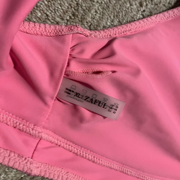 XL baby pink ribbed bikini top. Used, however in good condition - Picture 5 of 5